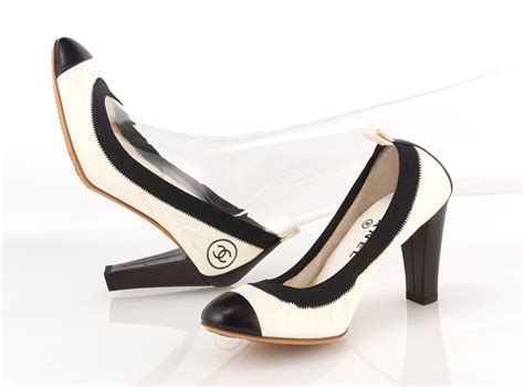 chanel classic pump|chanel black and white pumps.